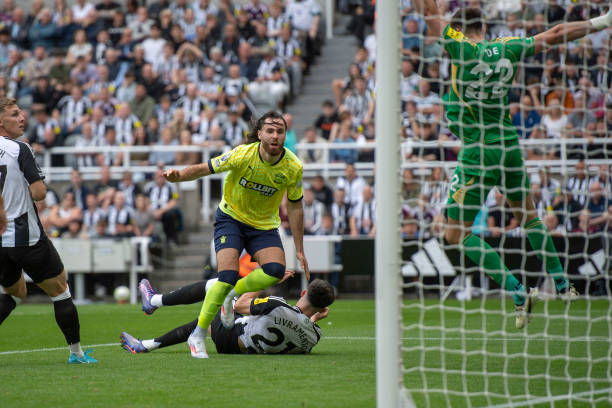 面前保持职 面前保持职